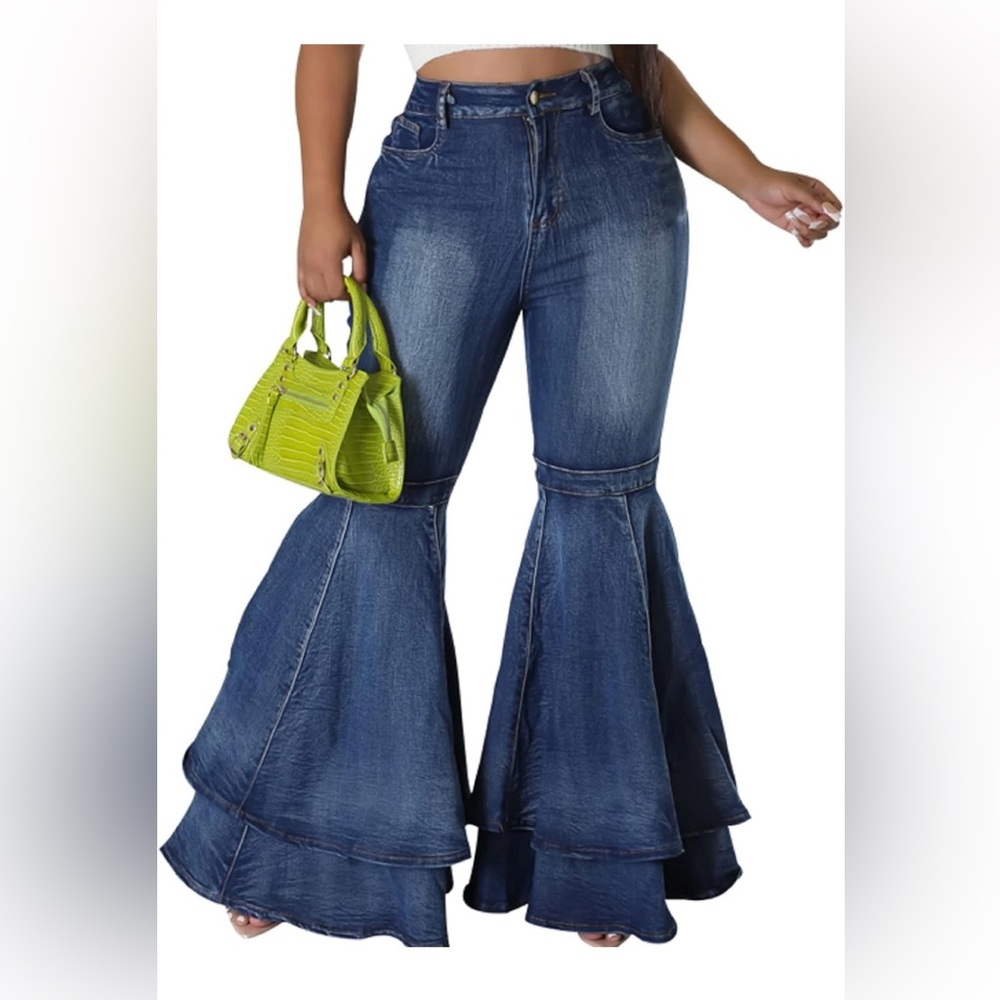 Brand New, Never Worn Blue Flared Women's Jeans